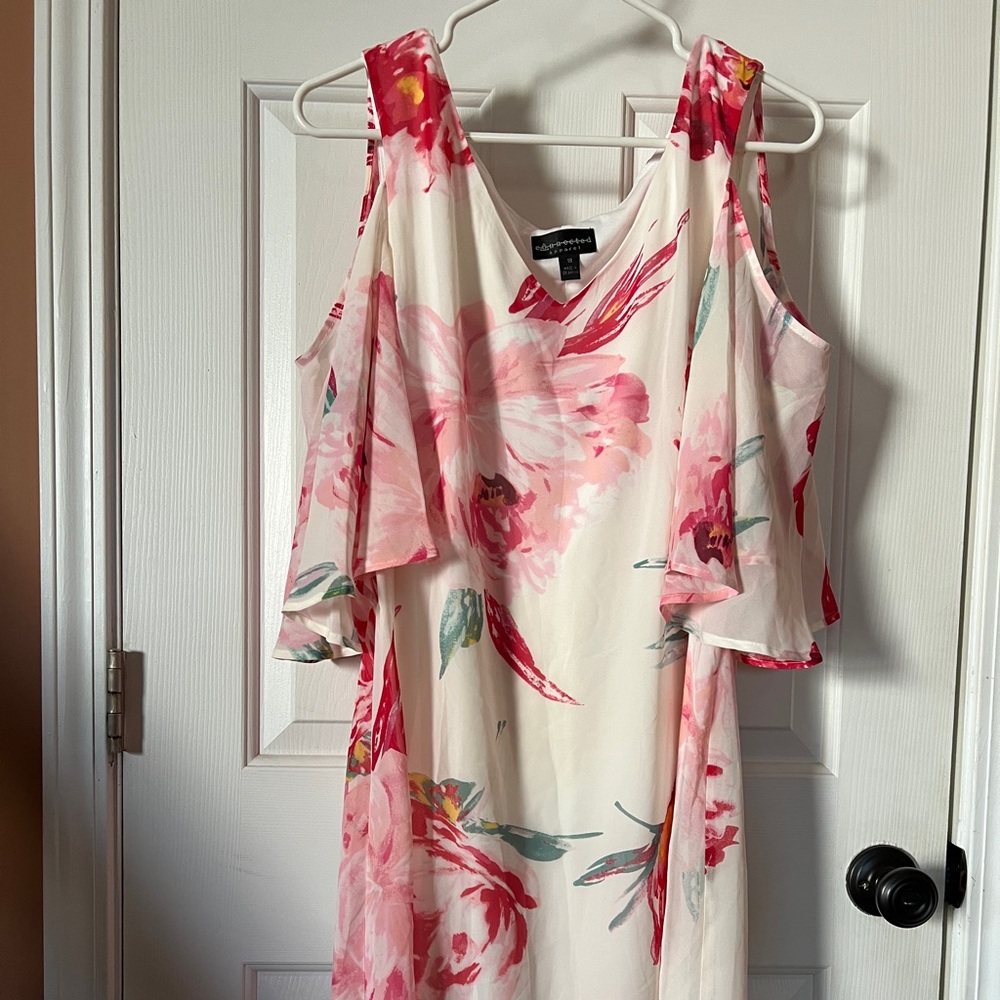 Dress with cold shoulder white and pink size 18